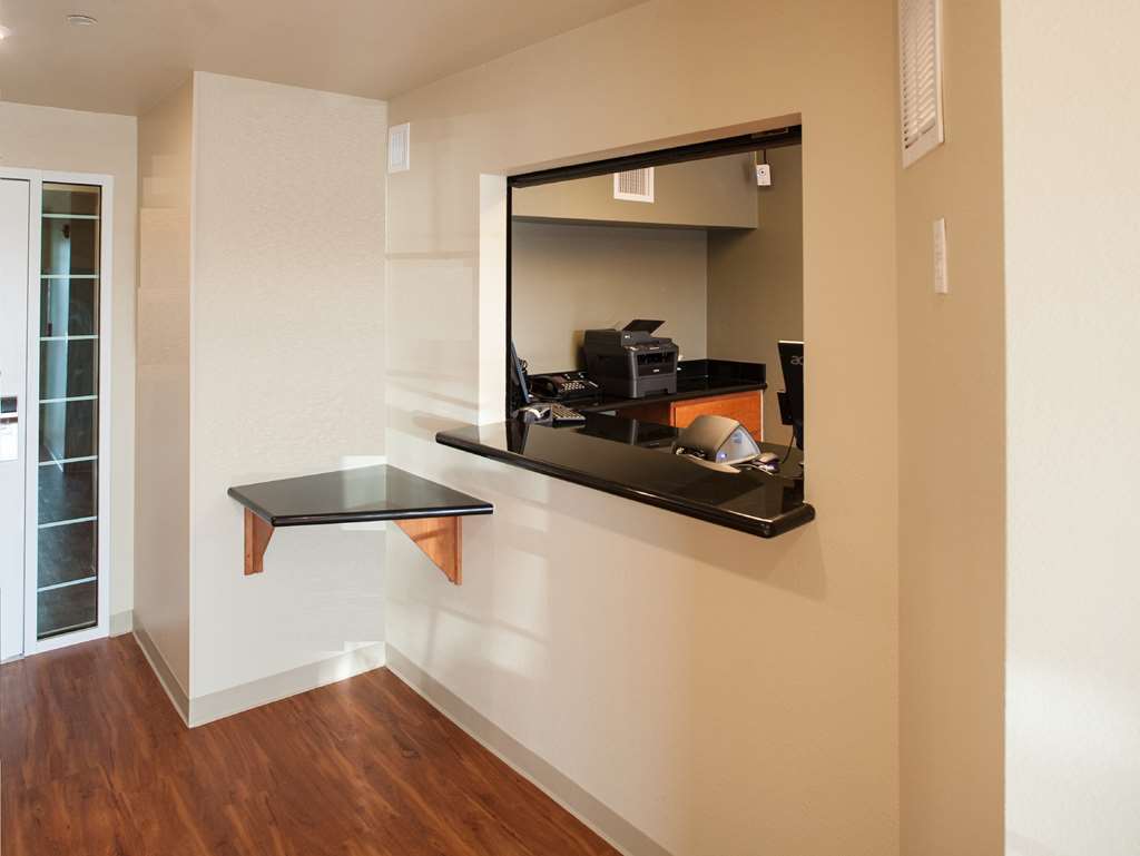 Woodspring Suites Fort Wayne Beltér fotó